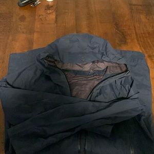 Lulu lemon rain jacket used size 10